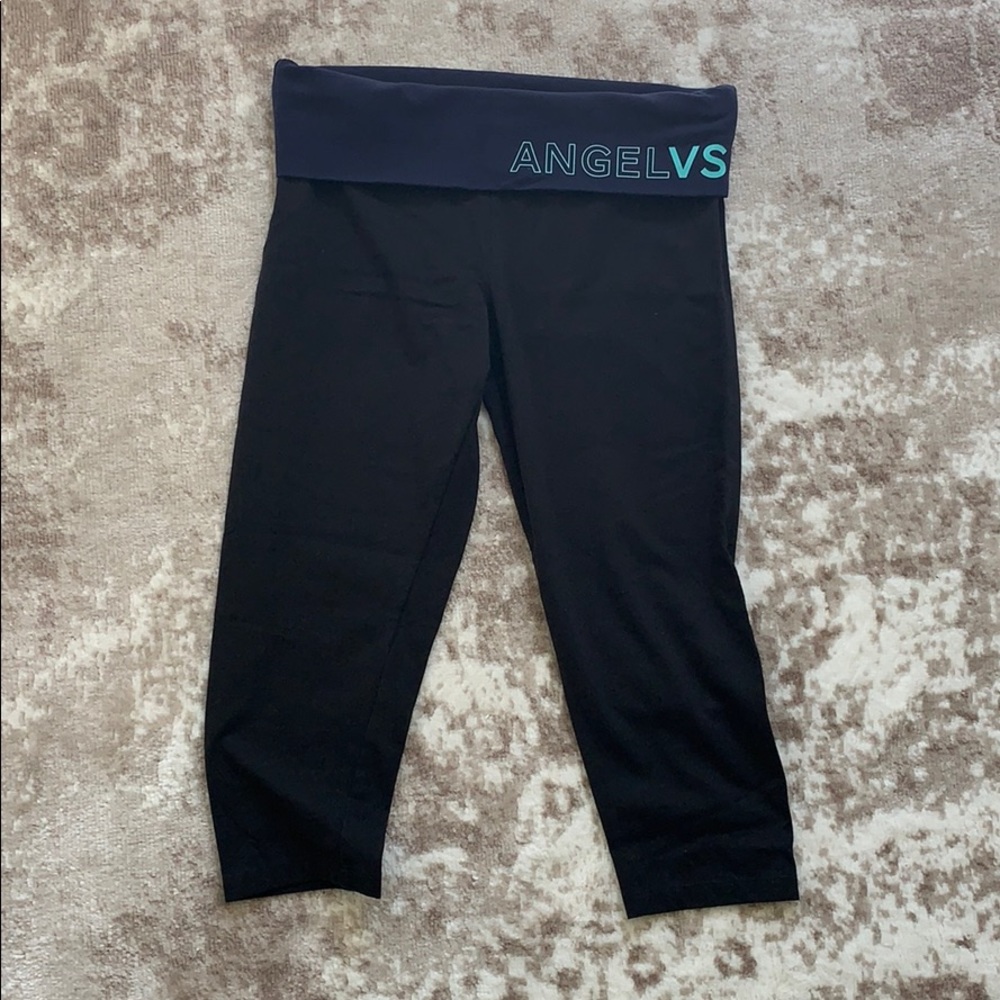 Victoria’s Secret Crop Yoga Pants